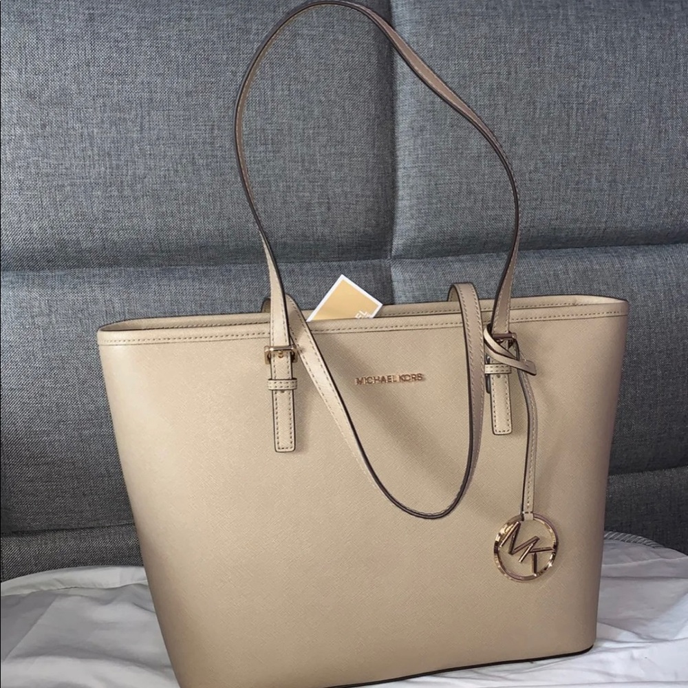 Michael Kor’s Jet Set Travel Purse